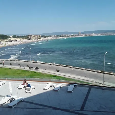 Paradiso 'в' 310 Private Apartment *